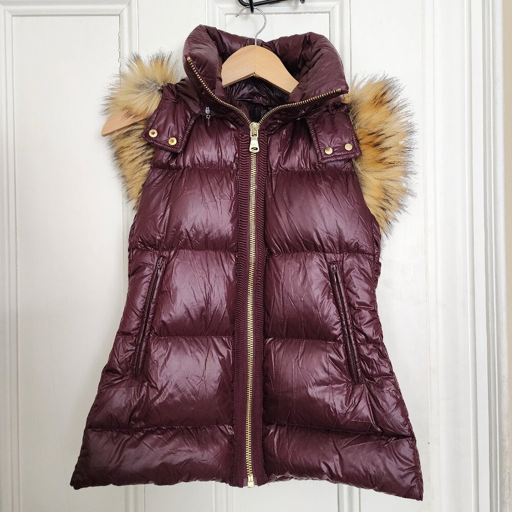 Vince Camuto Women's XS Puffer Vest with Faux Fur Hood – Burgundy